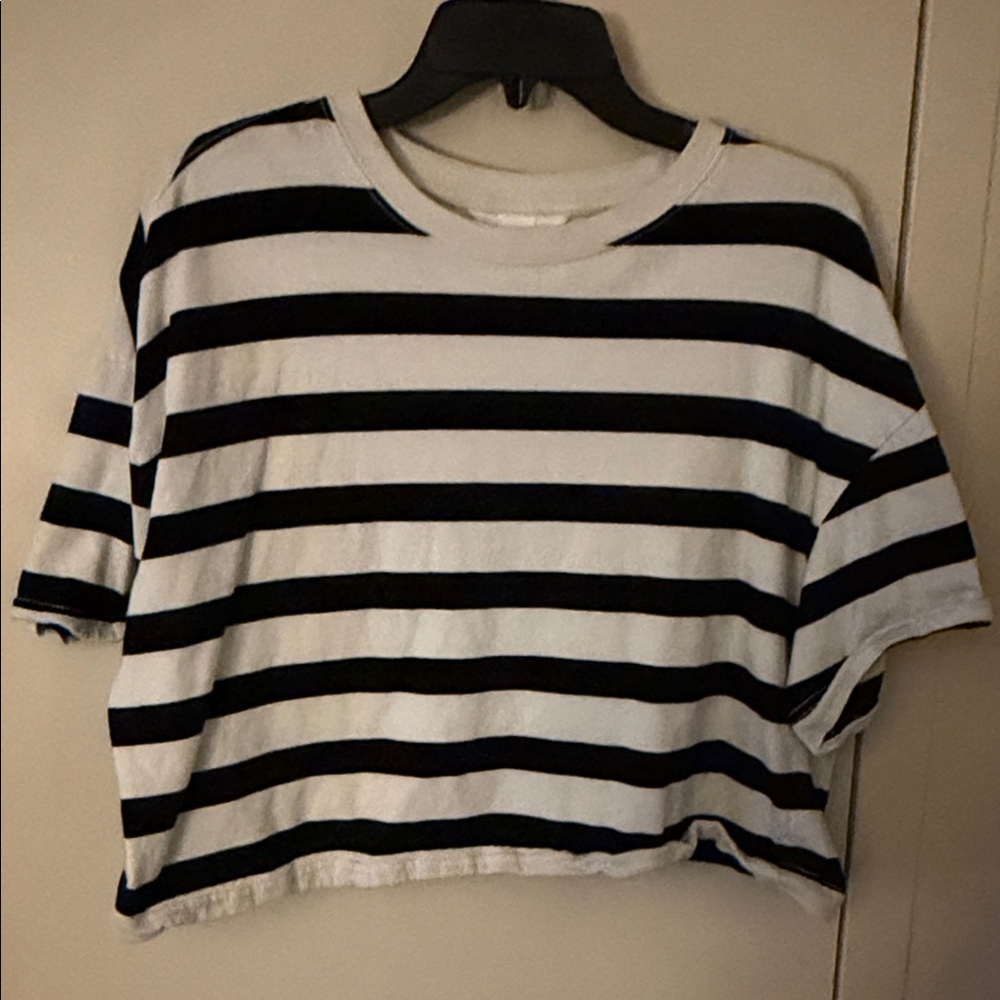 H&M Black & White Striped Cropped Tee - Picture 1 of 4